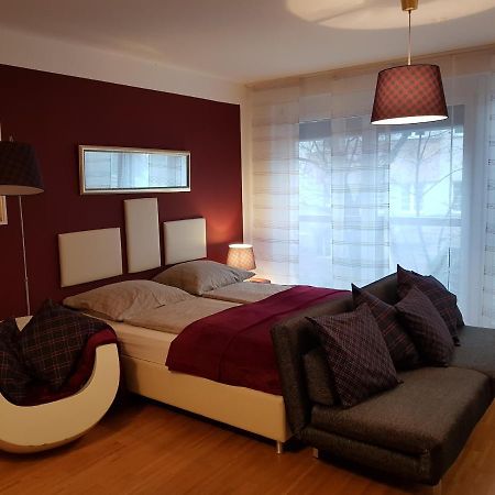 Bullsliving Kaisermuehlen Apartment Erni Next To Uno City Wina Bagian luar foto
